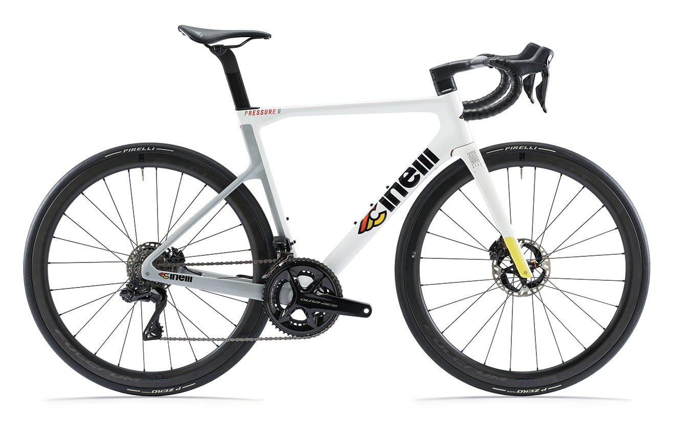 Cinelli Pressure 2 carbon road bike, Shimano 105 Di2, Racing White Patina, Fulcrum 600 wheels, size M