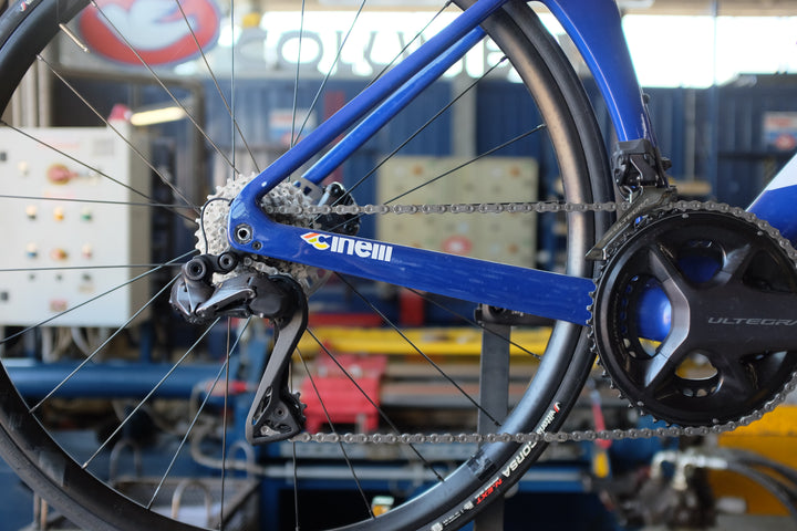 Pressure - Triple White Ultegra Di2 Test – Cinelli Official